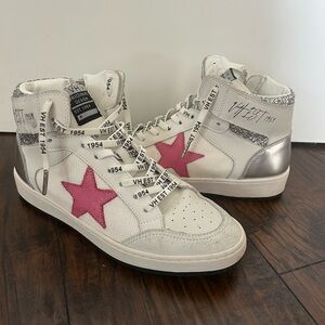 Vintage Havana White and Pink Sneakers